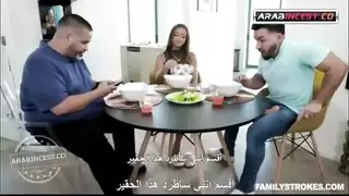 سكس مترجم اهتزاز طيز زوجة أبي في المطبخ