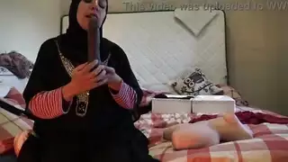 زوجة الديوث العربية التي تعيش في لندن