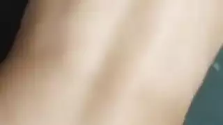 تمتلئ مؤخرتي