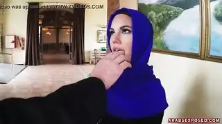 أي شيء لمساعدة المرأة العربية الفقيرة ()