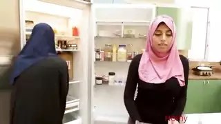 ابنة الأب في ركوب الخيل