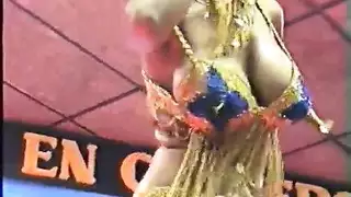 دليلة رقص شرقي عربي عاريه