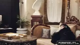 خادمة عربية مثيرة أفلام سكس