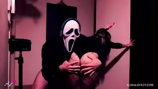 سكس الهالوين الساخن بأوضاع مثيرة بين كوبل أمريكي سكران