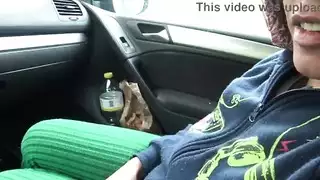 زوجة الأب الهواة التركية يعطي ربيب العذراء