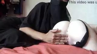 مفلس جبهة مورو مثليه العربية من فرنسا