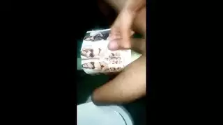 ماما الهند تعلم ابنها كيفية الاستمناء نظرة عليها حتى النهاية