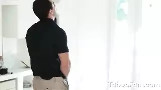 أنجيل سمولز لديه متعة يوم تركيا