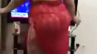 رقص منزلي عربي