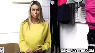 حصلت على اللعنة الشديدة لسرقة ديك رومي