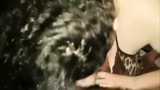 شرموطة مصرية متزوجة تخون زوجها وتركب زب نياكها