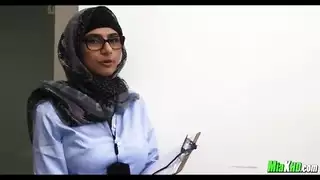 عالم الديك ميا خليفة