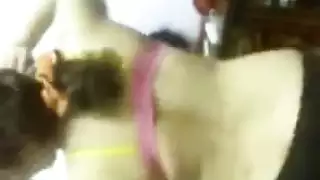 نونه اللبوه ترقص بشرمطه تهيج الدكر اللى بيفشخ كسمها فشخ ونيك