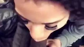 وقحة عربية مص ديك في الأماكن العامة