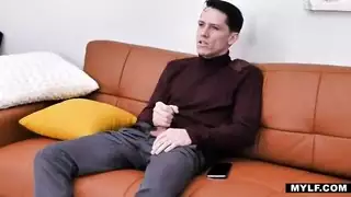 الساخنة الساخنة عيد الشكر اللعنة