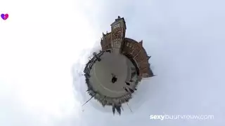 بلوندينا لطيف يريد كل شيء منك