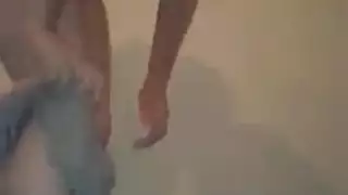 فيلم سكس عربي مع مغربية شرموطة تقلع كيلوتها و تنيك عشيقها