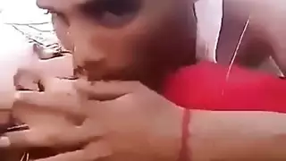 نيك قحبة في الهواء الطلق