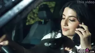 سميكة مكتب الكلبات سارة العربية وكارلا لين حصة زعماء الديك