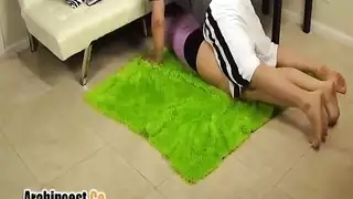 سكس مترجم نيك طيز أختي الكبيرة وهي تبحث عن هاتفها