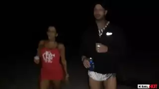 Raluca xxx يستخدمه رجلان موهوبان