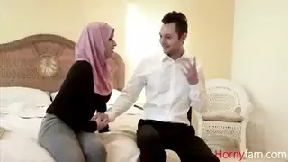 العربية وقحة يحتاج الأبيض زوج من الديك لركوب