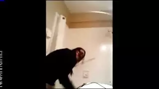امرأة عربية هورني بمؤخرة ضخمة