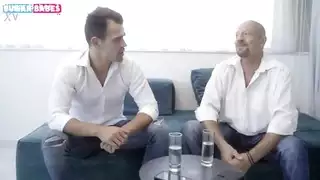 أنا يمارس الجنس مع صديقتي التركية مع عمتي عمتي: