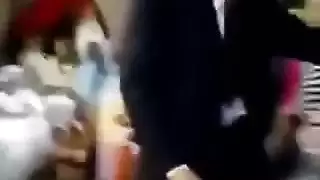عيلين ولاد لبوه مش راحمين المتناكه اللى تحت منهم ونازلين فشخ فيها وهيا توحوح ومتكيفه