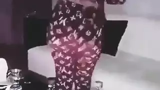 الطيز العربية