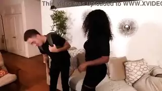 الاستاذ المشاغب