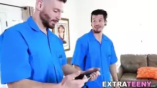 العربية مايا بيجو الحلق والوجه الثلاثي