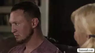 شيمالي بريتني كادي يركبون ديك بيرس باريس الضخم